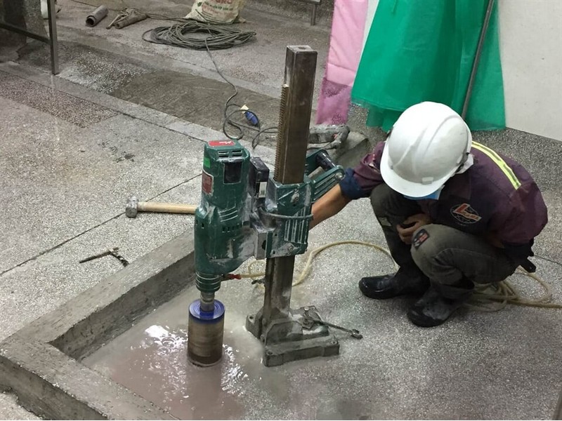 Khoan Lỗ Bê Tông Đi Ống Nước Tại Biên Hòa Đồng Nai #TOP1